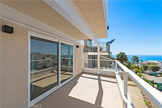 882 Acapulco Street, Laguna Beach, CA 92651