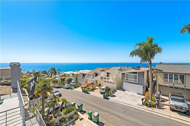 882 Acapulco Street, Laguna Beach, CA 92651