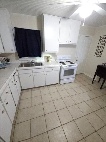 2753 Dauphin Street, Mobile, AL 36606