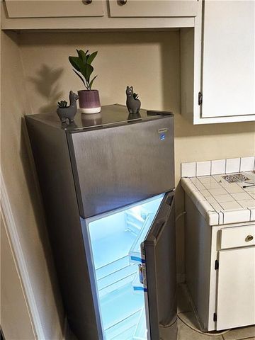 2753 Dauphin Street, Mobile, AL 36606