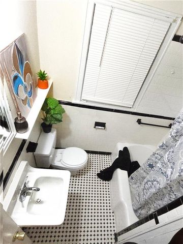 2753 Dauphin Street, Mobile, AL 36606