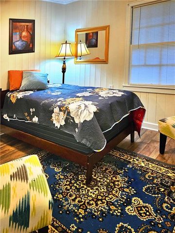 2753 Dauphin Street, Mobile, AL 36606