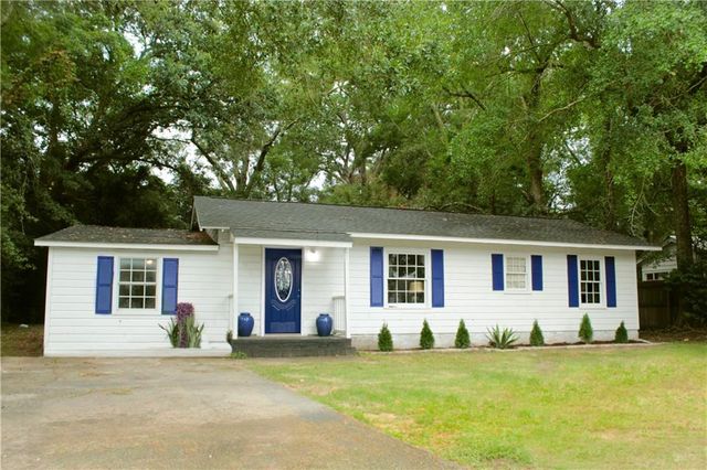 2753 Dauphin Street, Mobile, AL 36606