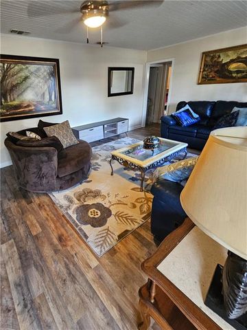 2753 Dauphin Street, Mobile, AL 36606