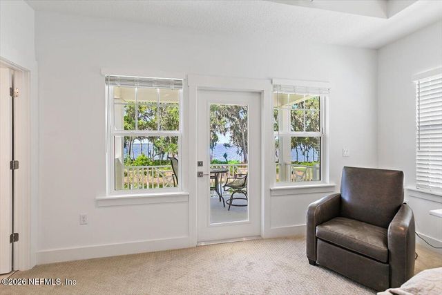 381 OAKMOSS Drive, St. Johns, FL 32259