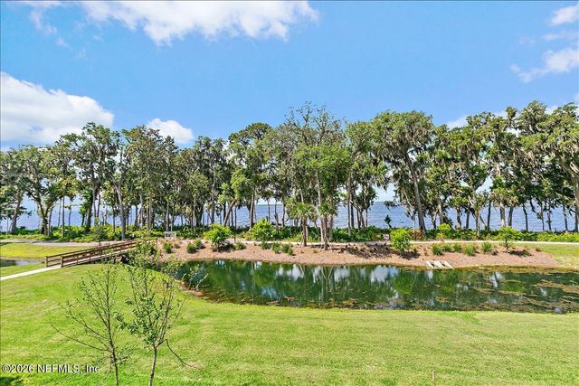 381 OAKMOSS Drive, St. Johns, FL 32259