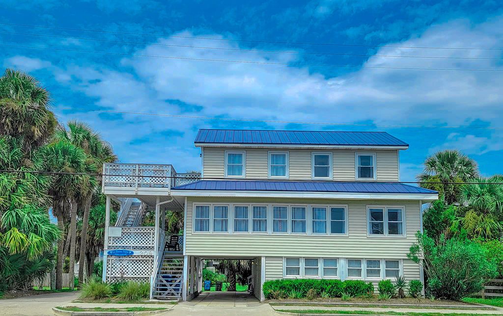 209 Palmetto Boulevard, Edisto Beach, SC 29438