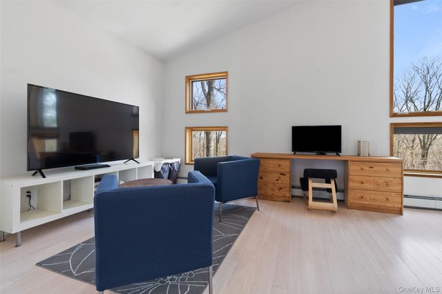 490 Pudding Street, Carmel, NY 10512