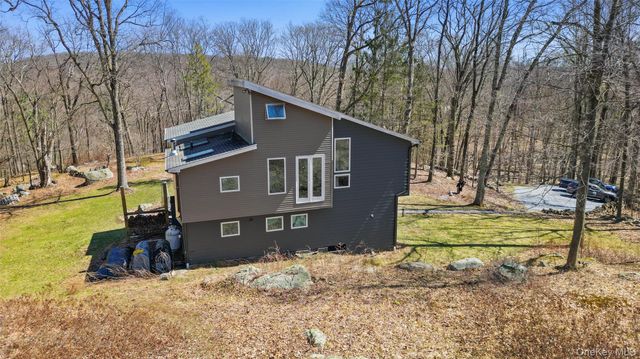 490 Pudding Street, Carmel, NY 10512