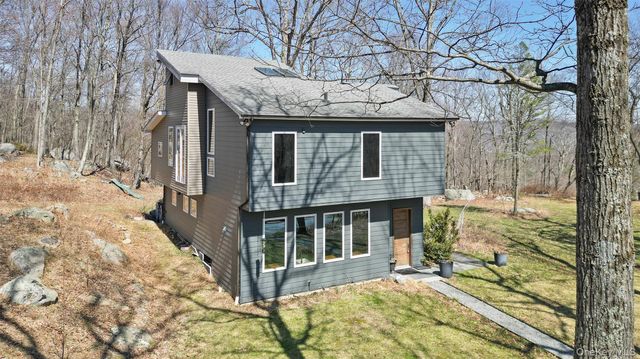 490 Pudding Street, Carmel, NY 10512
