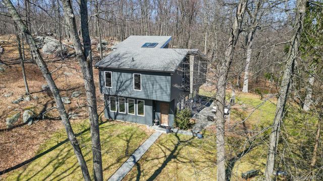490 Pudding Street, Carmel, NY 10512