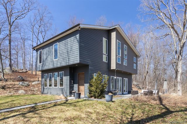 490 Pudding Street, Carmel, NY 10512