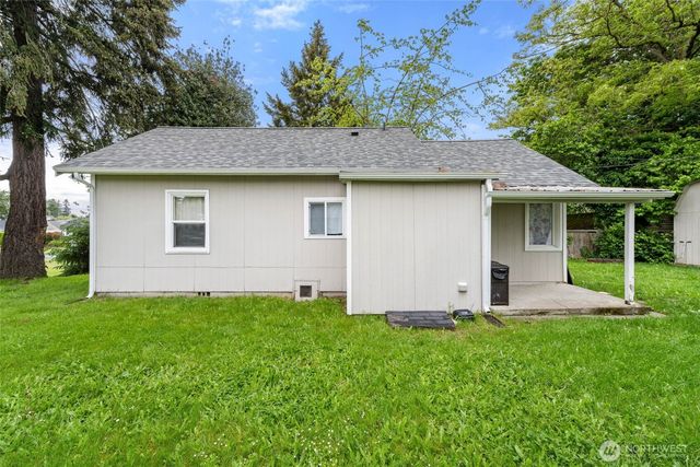 3605 S Cushman Avenue, Tacoma, WA 98418
