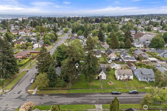 3605 S Cushman Avenue, Tacoma, WA 98418