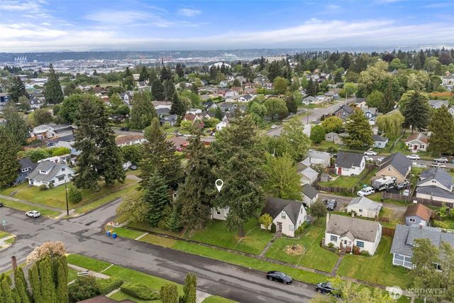 3605 S Cushman Avenue, Tacoma, WA 98418