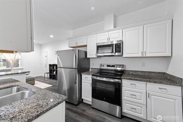 3605 S Cushman Avenue, Tacoma, WA 98418
