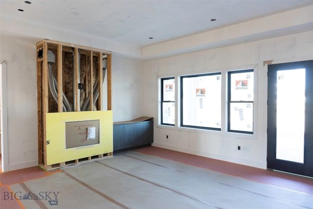 103 Creekbank Loop, Bozeman, MT 59718