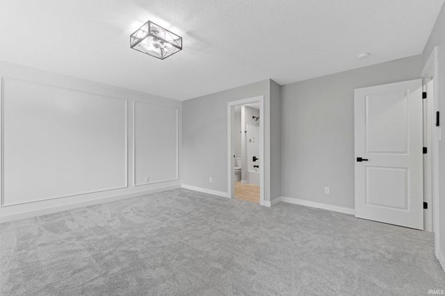 5962 N Clinton Street, Fort Wayne, IN 46825