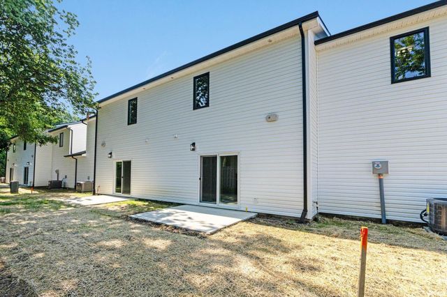 5962 N Clinton Street, Fort Wayne, IN 46825