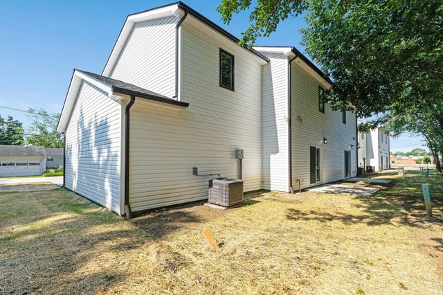 5962 N Clinton Street, Fort Wayne, IN 46825