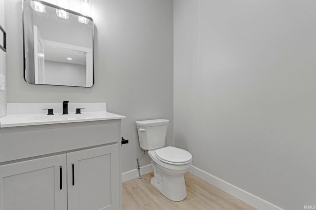 5962 N Clinton Street, Fort Wayne, IN 46825