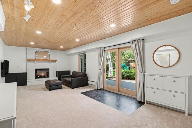 6408 Fawn Lane, Lino Lakes, MN 55014