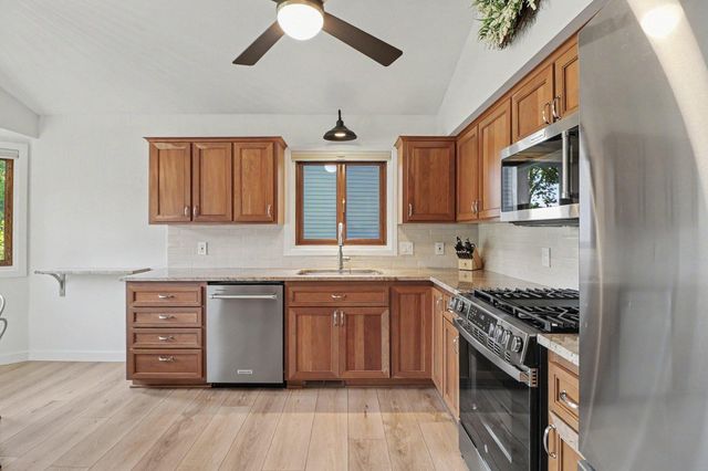 6408 Fawn Lane, Lino Lakes, MN 55014