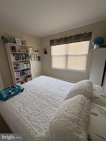 22 DERBY RD, Swedesboro, NJ 08085