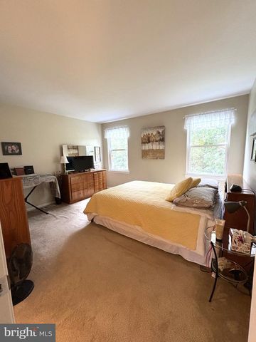 22 DERBY RD, Swedesboro, NJ 08085