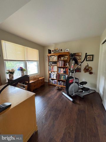 22 DERBY RD, Swedesboro, NJ 08085