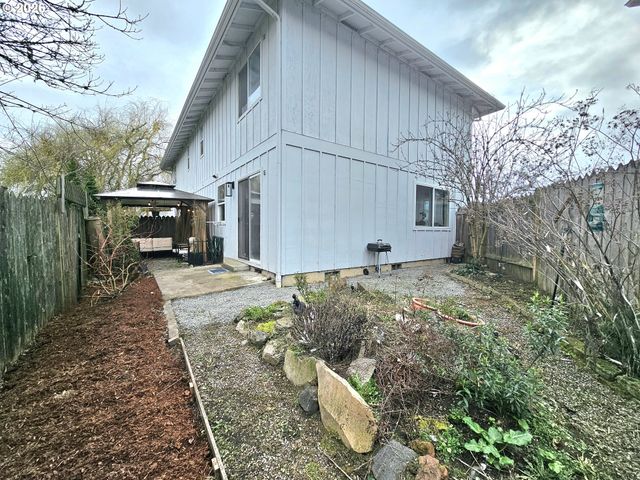 4467 FERGUS Ave, Eugene, OR 97402