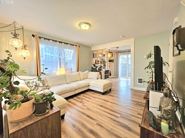 4467 FERGUS Ave, Eugene, OR 97402