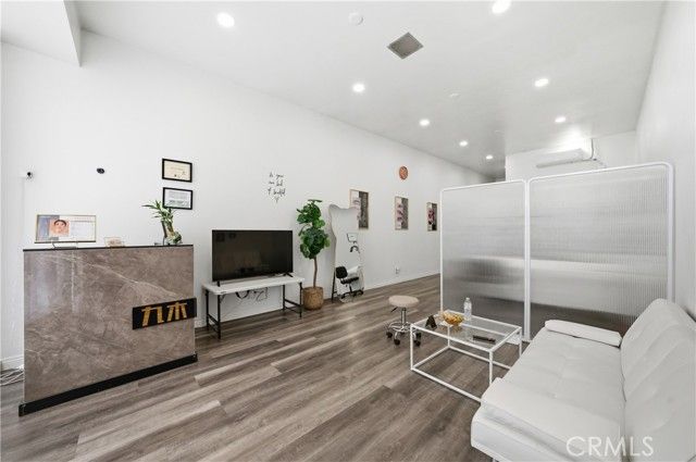 340 E Foothill, Arcadia, CA 91006