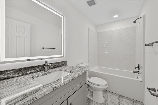 2210 1ST AVENUE E, Palmetto, FL 34221