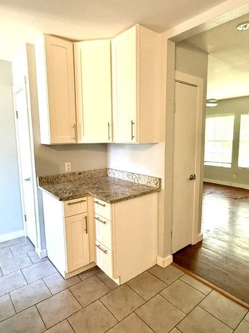4214 Markins Dr, Corpus Christi, TX 78411