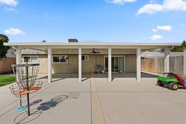 1053 Westward Way, Sacramento, CA 95833