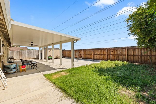 1053 Westward Way, Sacramento, CA 95833