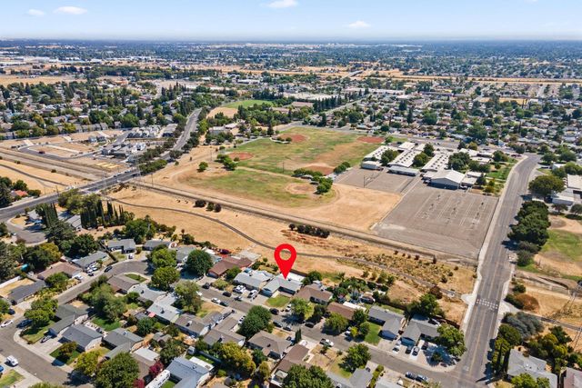 1053 Westward Way, Sacramento, CA 95833