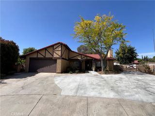 1200 Pasteur Drive, Lancaster, CA 93535