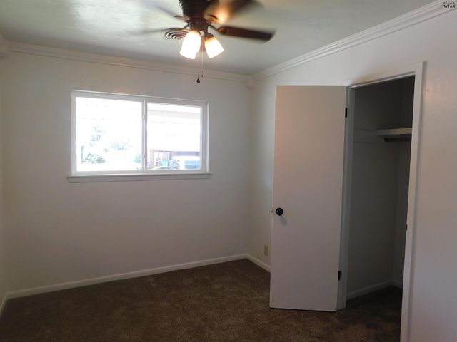 804 CHESTNUT STREET, Burkburnett, TX 76354