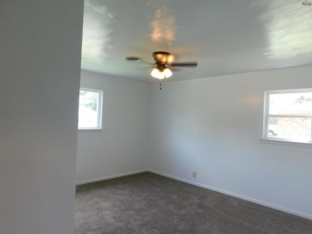 804 CHESTNUT STREET, Burkburnett, TX 76354