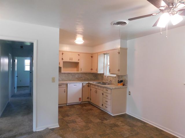 804 CHESTNUT STREET, Burkburnett, TX 76354