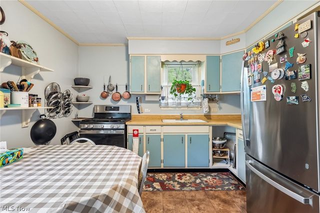 1111 Clark Avenue, Cleveland, OH 44109