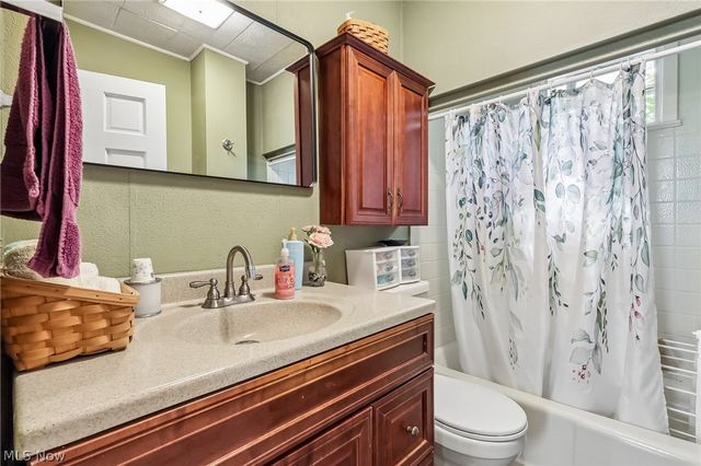1111 Clark Avenue, Cleveland, OH 44109