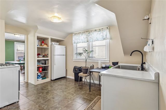 1111 Clark Avenue, Cleveland, OH 44109