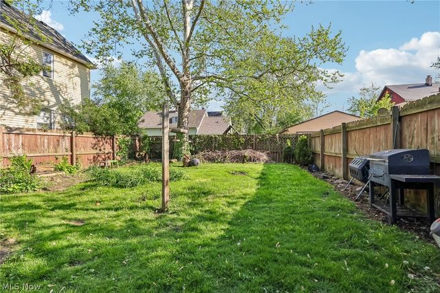 1111 Clark Avenue, Cleveland, OH 44109