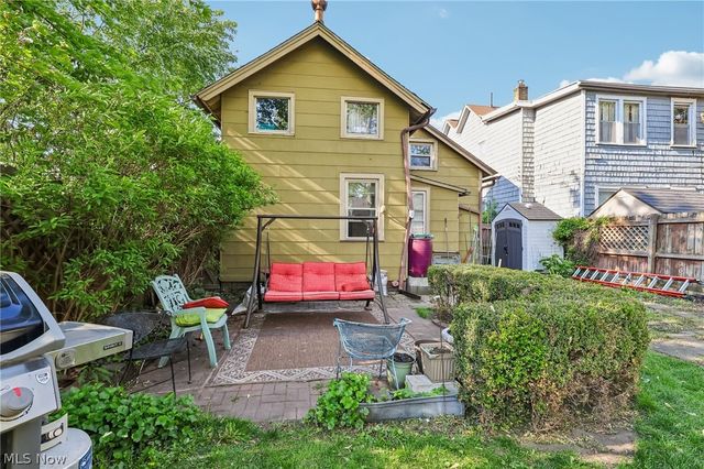 1111 Clark Avenue, Cleveland, OH 44109