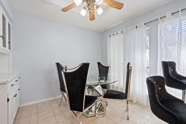2220 Cedar Circle, Carrollton, TX 75006