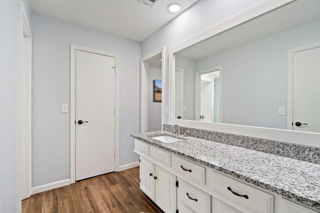 2220 Cedar Circle, Carrollton, TX 75006