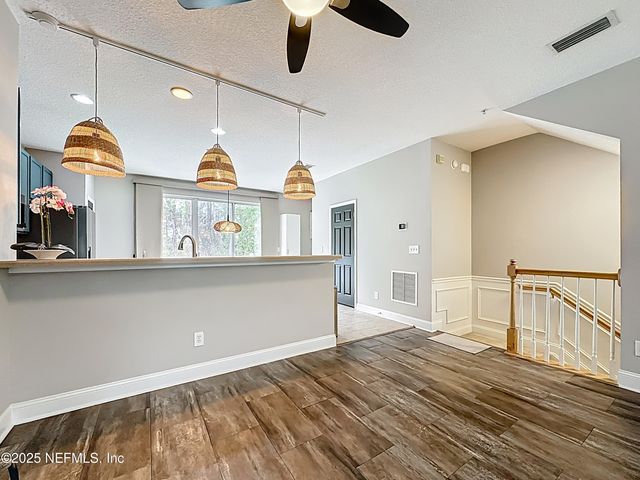 4590 CAPITAL DOME Drive, Jacksonville, FL 32246